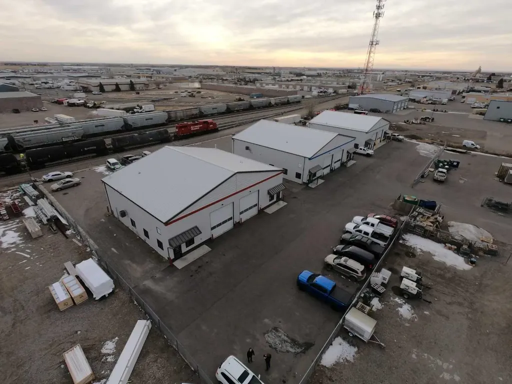 1075 36 Street N Lethbridge AB T1H 6L5