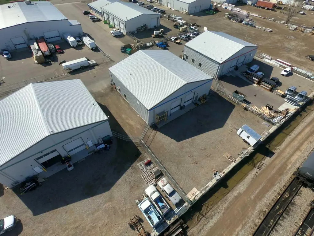 1075 36 Street N Lethbridge AB T1H 6L5
