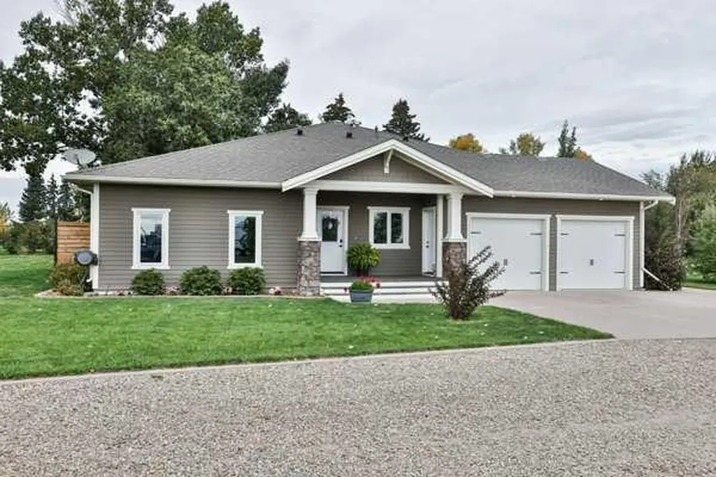 2 95048 Highway 845 Rural Lethbridge County AB T1M 1M5