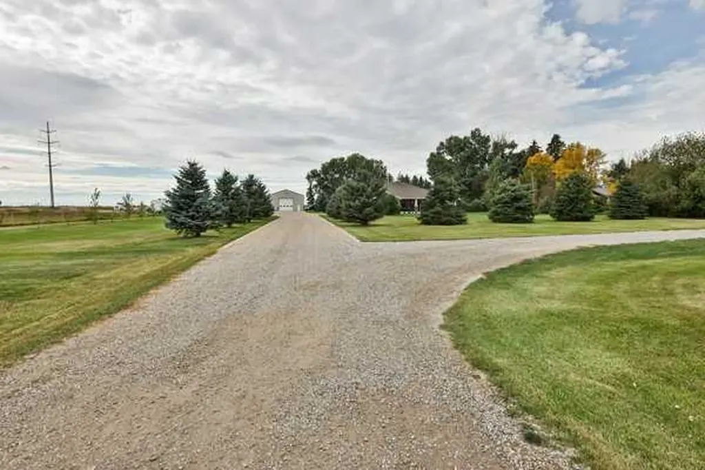 2 95048 Highway 845 Rural Lethbridge County AB T1M 1M5