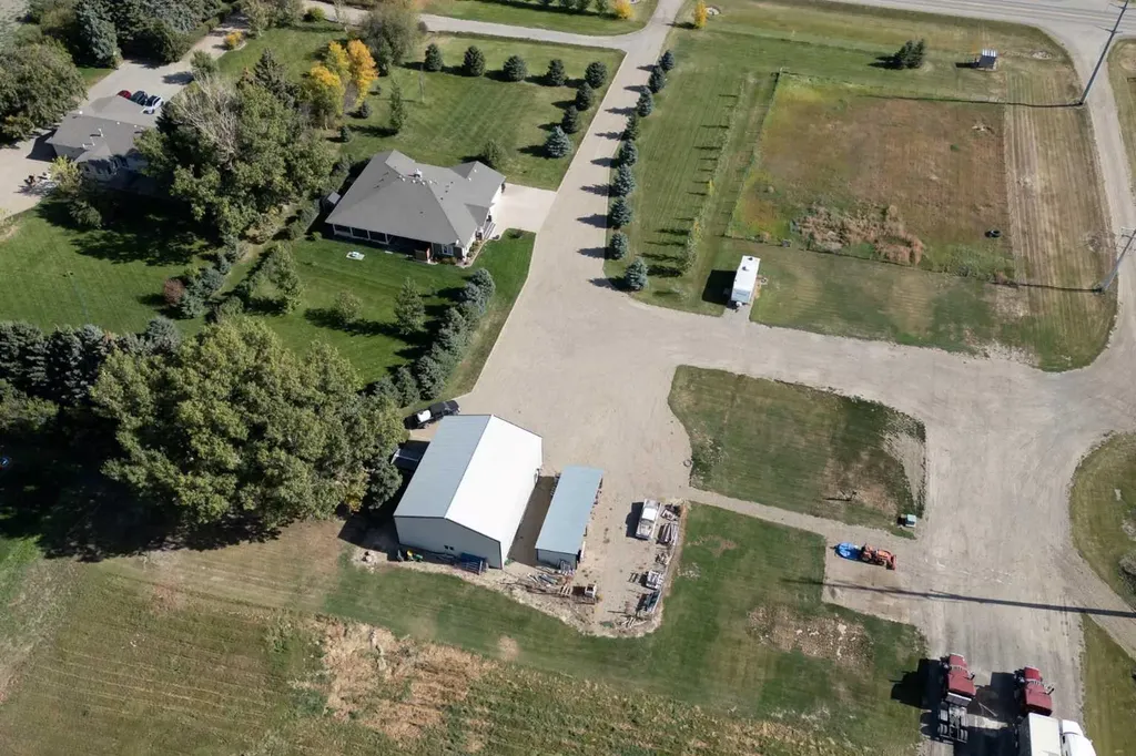 2 95048 Highway 845 Rural Lethbridge County AB T1M 1M5
