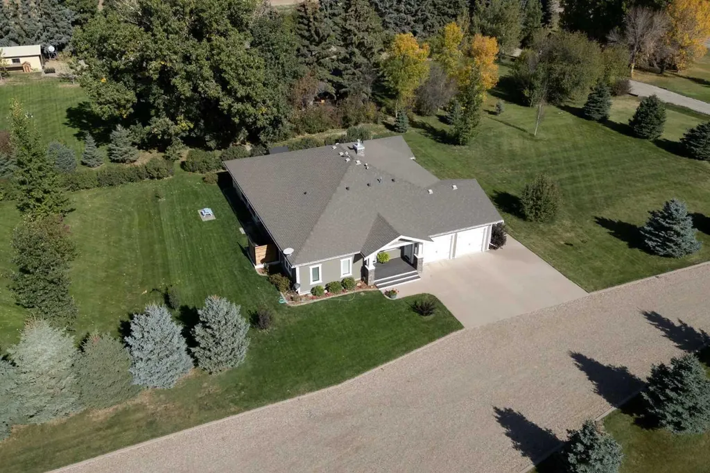 2 95048 Highway 845 Rural Lethbridge County AB T1M 1M5