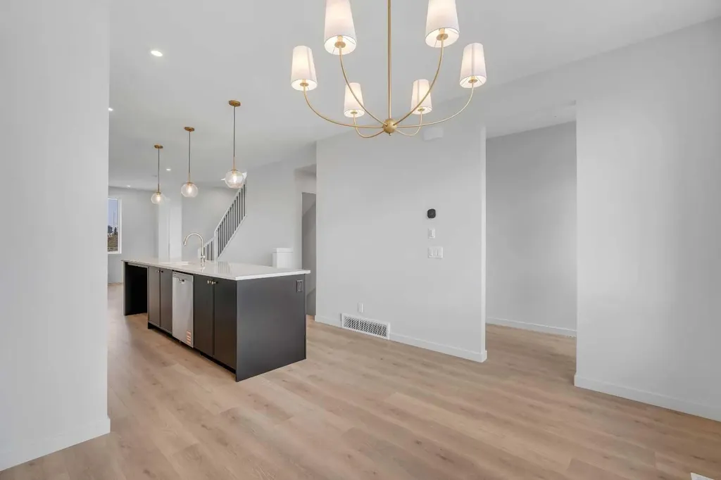 1497 Rangeview Drive SE Calgary AB T3S 0K5