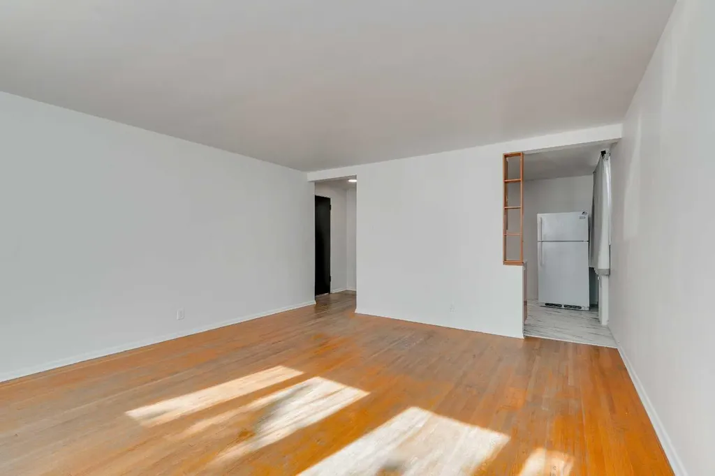 1216 15 Avenue SW Calgary AB T3C 0X5