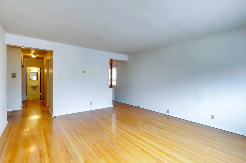 1216 15 Avenue SW Calgary AB T3C 0X5