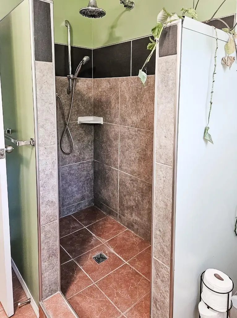 131 2nd Street NW Falher AB T0H 1M0