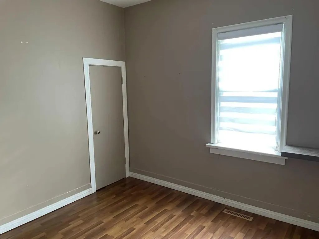 10908 102 Avenue Fairview AB T0H 1L0