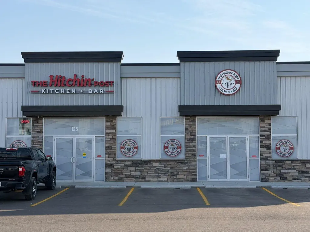 5302 Vista Trail Blackfalds AB T0M 0J0