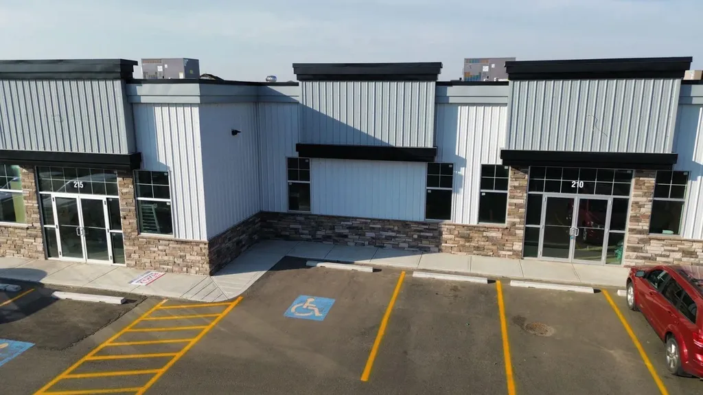 5302 Vista Trail Blackfalds AB T0M 0J0