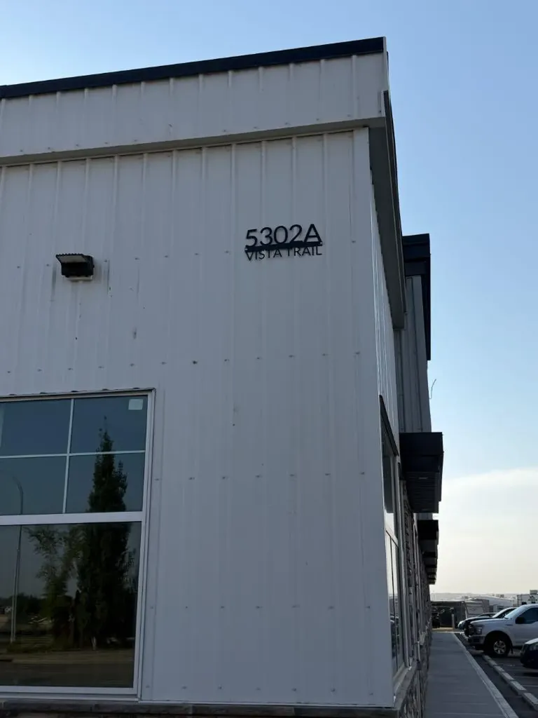 5302 Vista Trail Blackfalds AB T0M 0J0