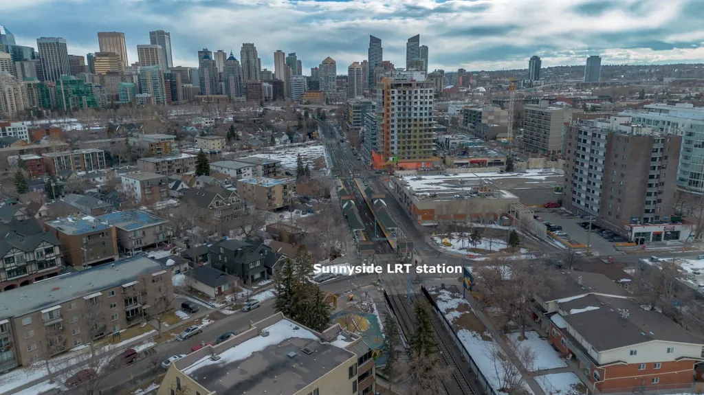 823 5 Avenue NW Calgary AB T2N 0R5