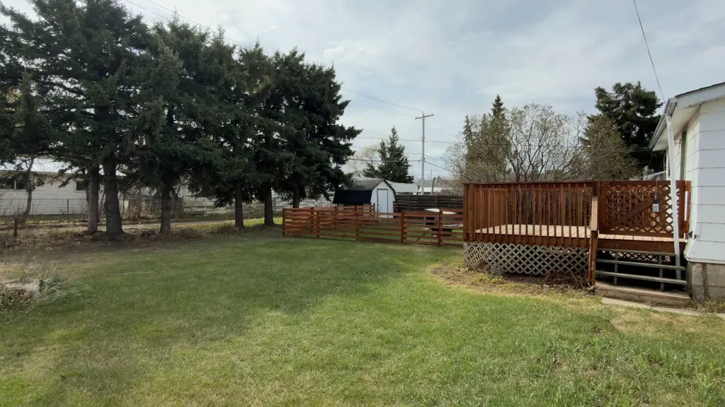 1025 14 Street Wainwright AB T9W1K6