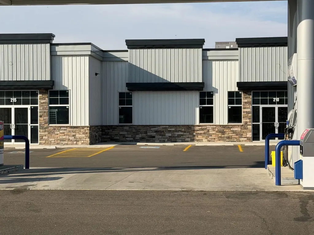 5302 Vista Trail Blackfalds AB T0M 0J0