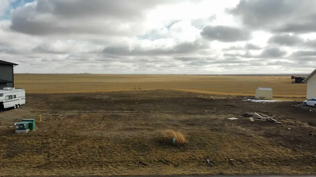 61 Pebble Creek Cove Raymond AB T0K 2S0