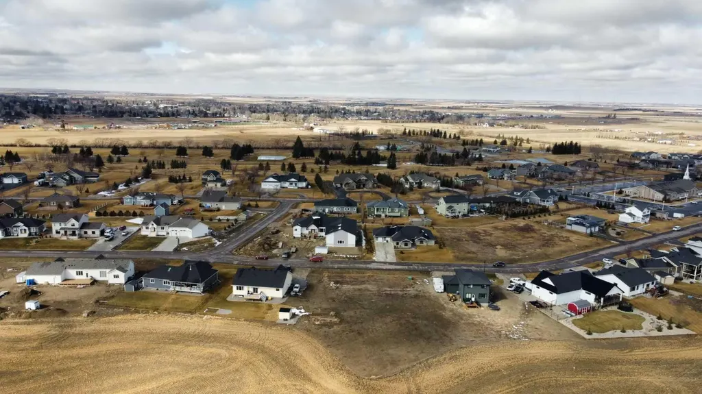 61 Pebble Creek Cove Raymond AB T0K 2S0