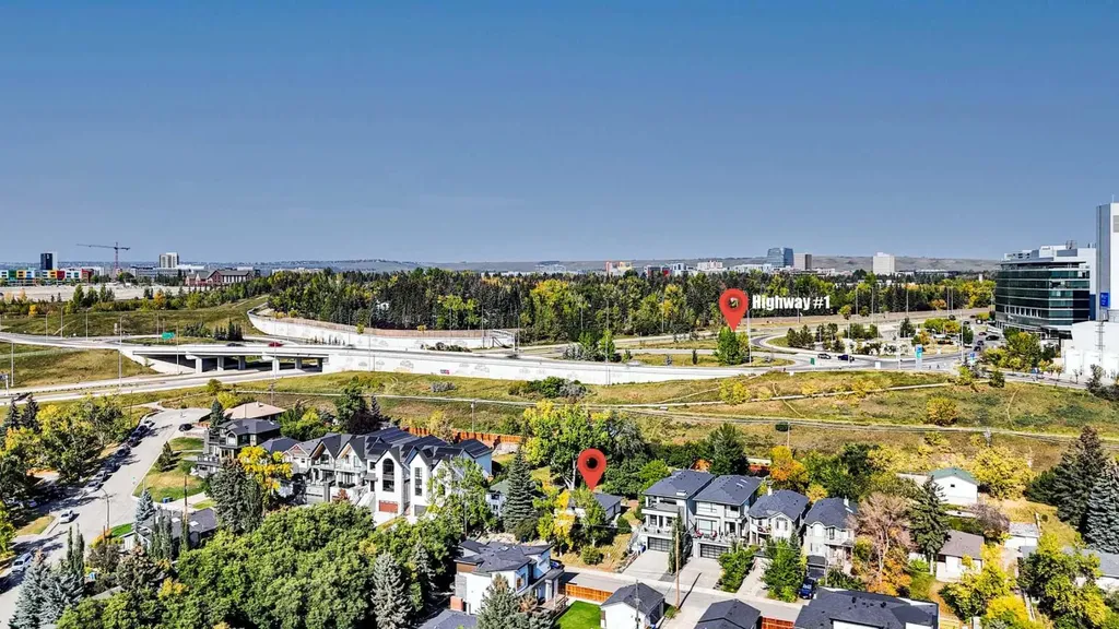3652 8 Avenue NW Calgary AB T2N1E1