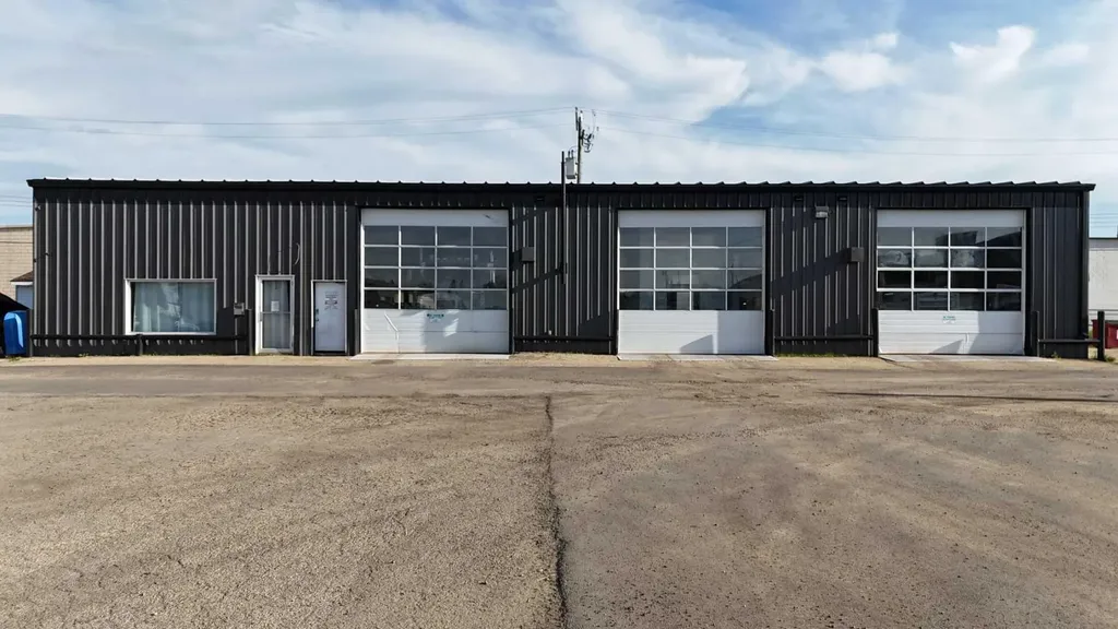 5433 Industrial Road Drayton Valley AB T7A1S1