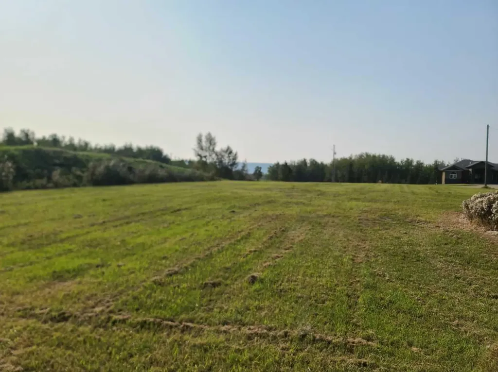 7905 118 Avenue Peace River AB T8S 1Y6