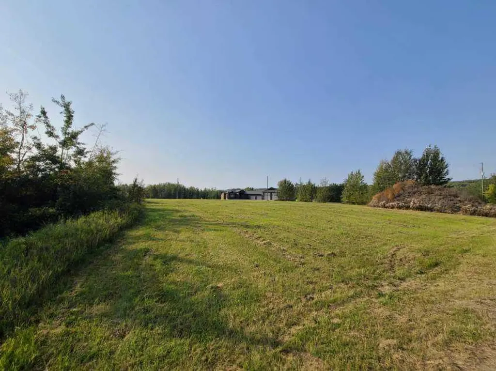 7905 118 Avenue Peace River AB T8S 1Y6