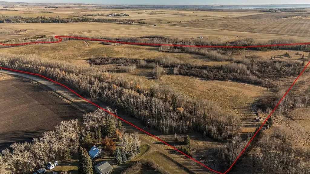 391500 Range Road 30 Rural Lacombe County AB T0C0J0