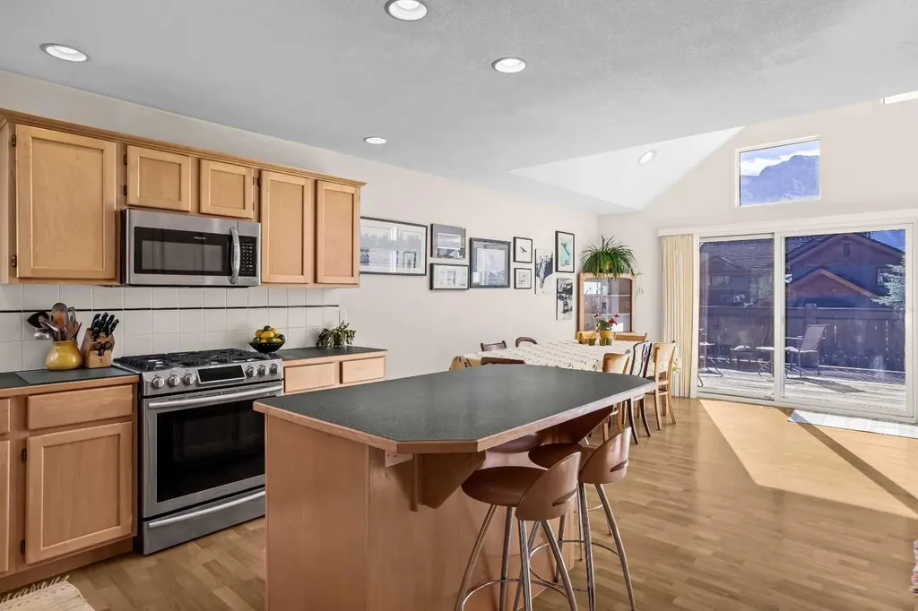 147 Benchlands Terrace S Canmore AB T1W 1G2