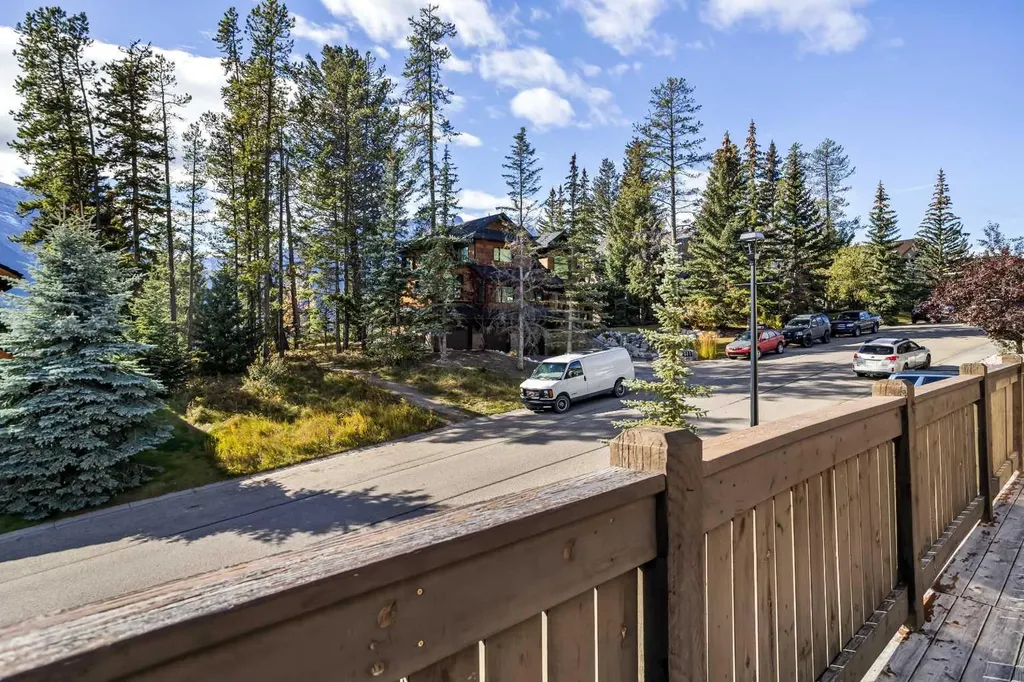 147 Benchlands Terrace S Canmore AB T1W 1G2