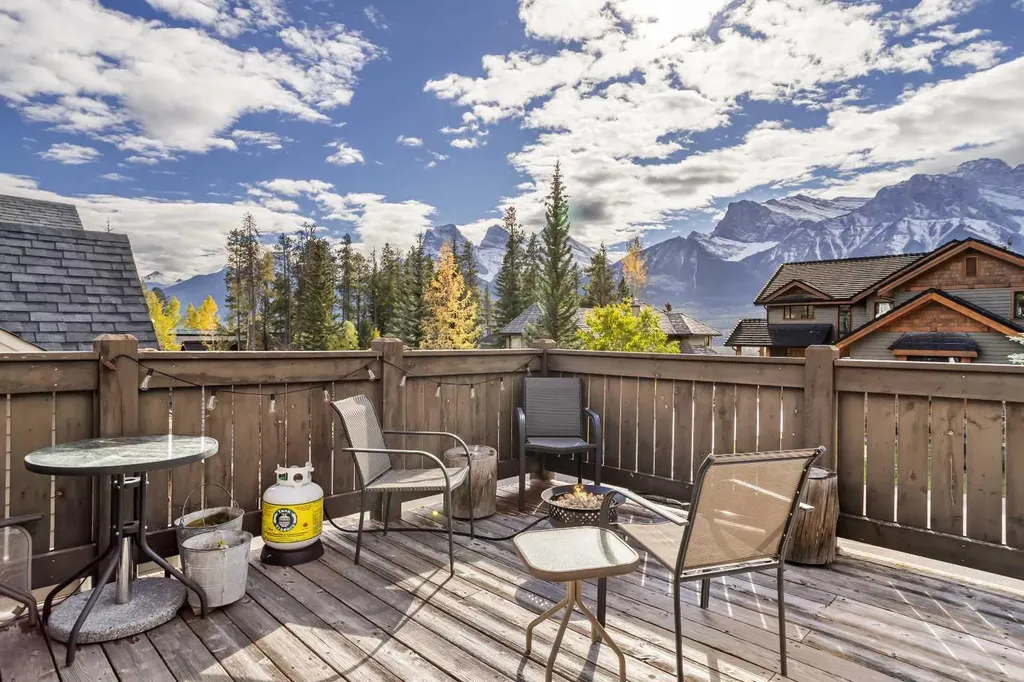 147 Benchlands Terrace S Canmore AB T1W 1G2