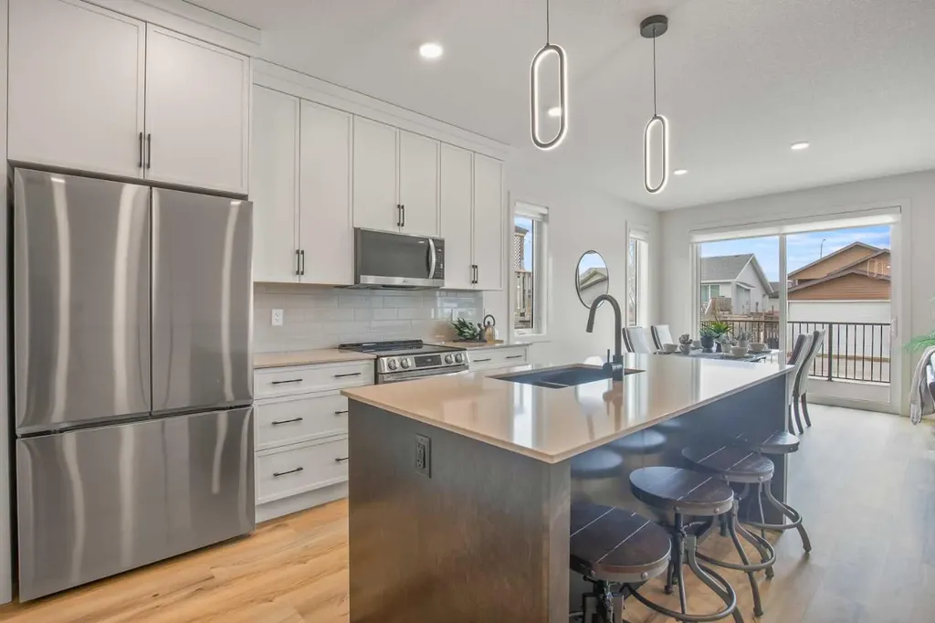 151 Cedar Square Blackfalds AB T4M 0A2