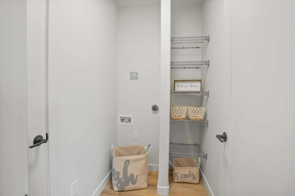 151 Cedar Square Blackfalds AB T4M 0A2