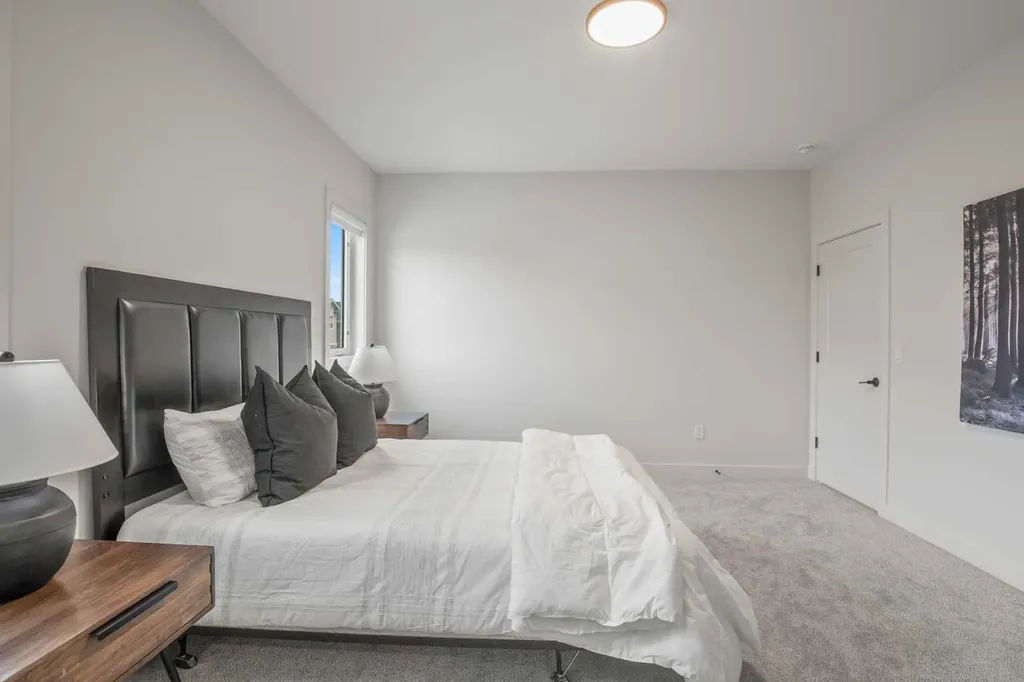 151 Cedar Square Blackfalds AB T4M 0A2