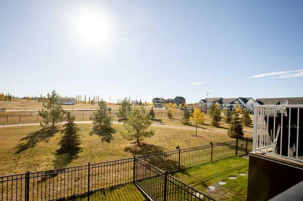 5 Songbird Green Sylvan Lake AB T4S 0S6