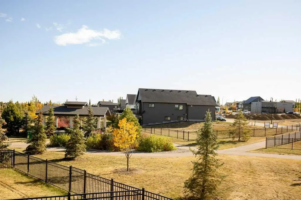 5 Songbird Green Sylvan Lake AB T4S 0S6