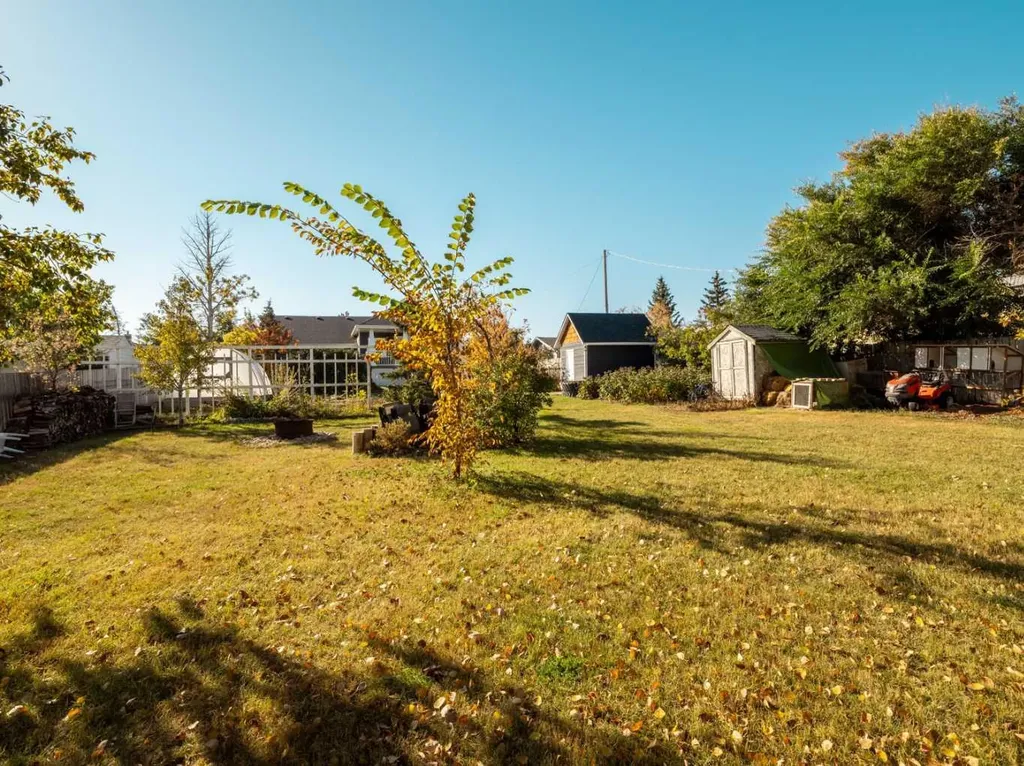 608 Rogers Avenue Picture Butte AB T0K 1V0