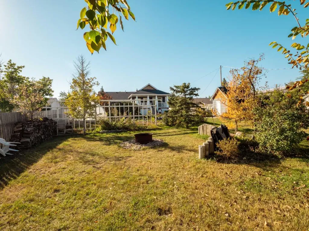 608 Rogers Avenue Picture Butte AB T0K 1V0