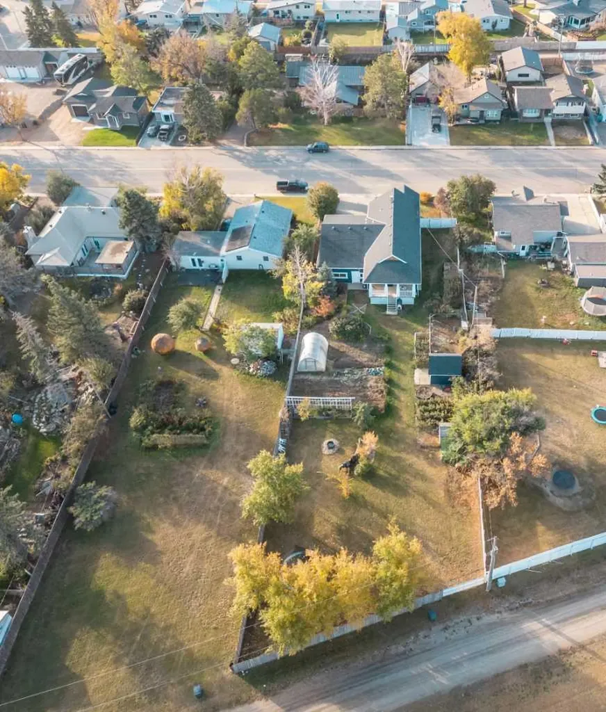 608 Rogers Avenue Picture Butte AB T0K 1V0