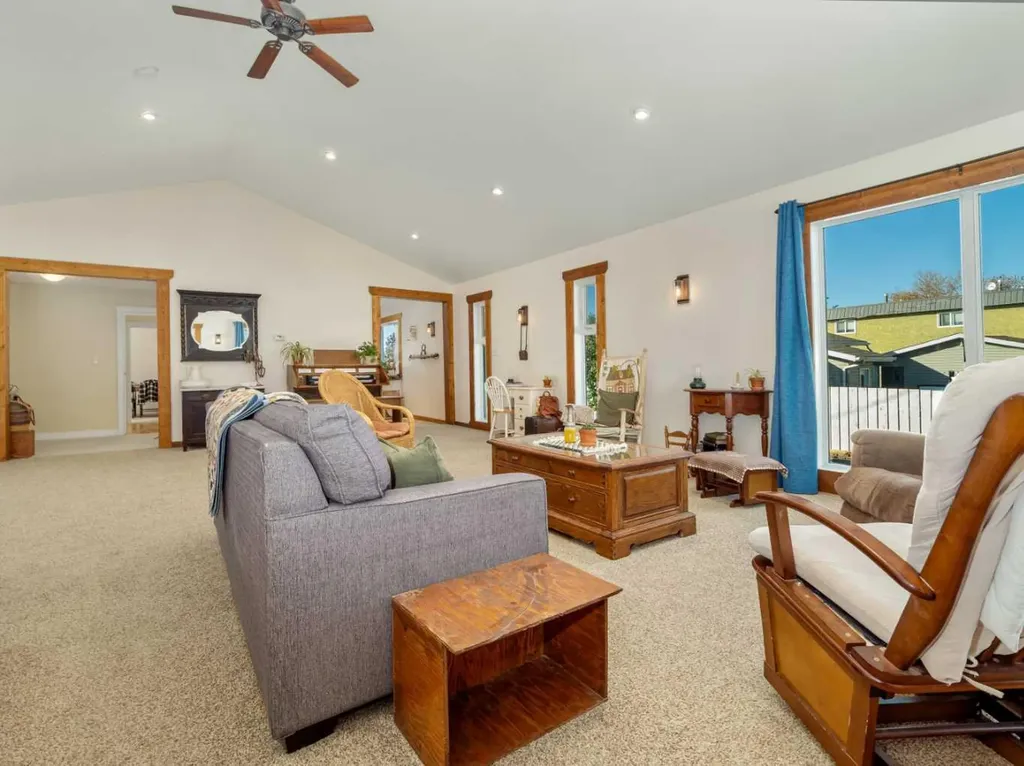 608 Rogers Avenue Picture Butte AB T0K 1V0