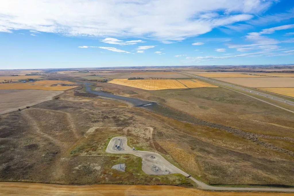 NW-1-31-1-W5 Range Road 10a Rural Mountain View County AB T0M0N0