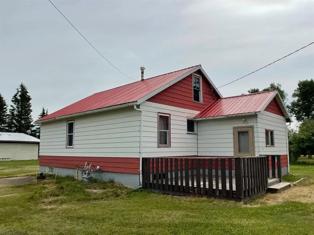 161 Range Road High Prairie AB T0G 1E0