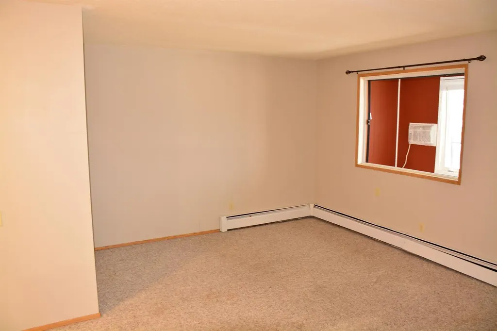 10118 100 Avenue Peace River AB T8S1R3