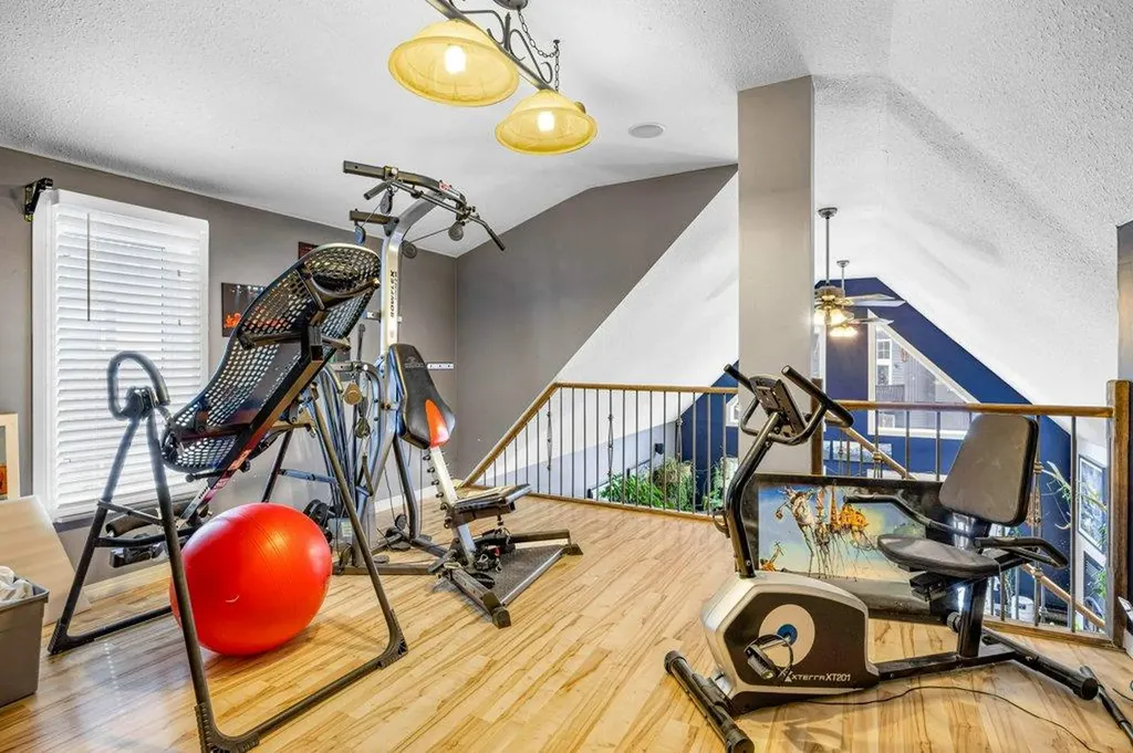 412 Cougar Street Banff AB T1L1A1