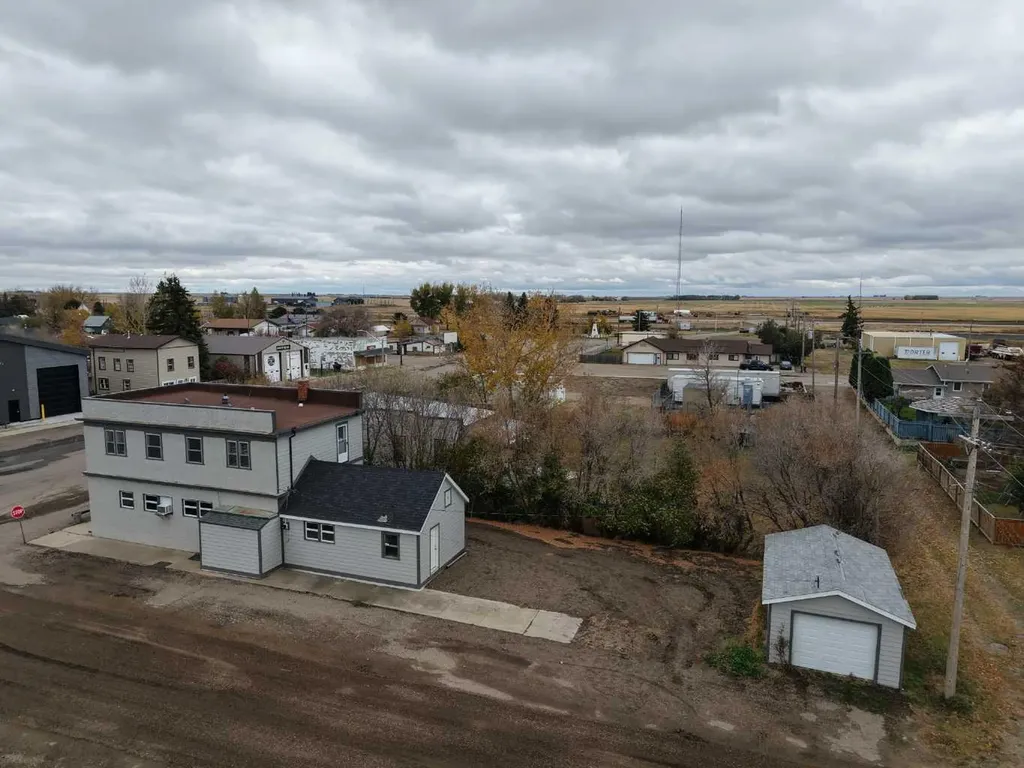 218 Main Street Burdett AB T0K 0J0