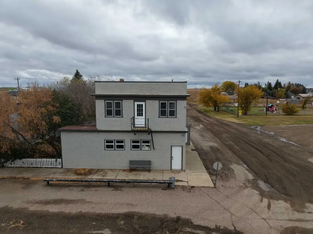 218 Main Street Burdett AB T0K 0J0