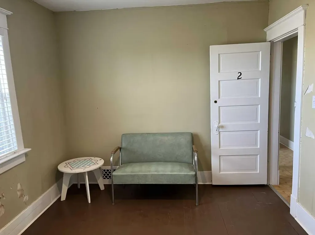 218 Main Street Burdett AB T0K 0J0