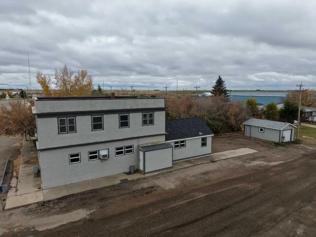 218 Main Street Burdett AB T0K 0J0