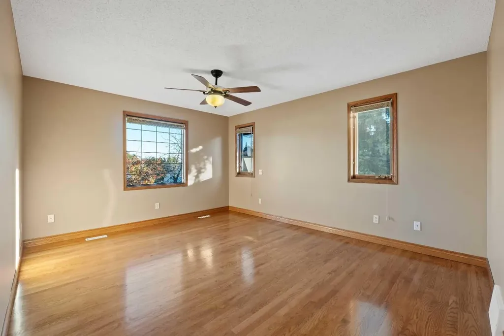 101 Park Drive Whitecourt AB T7S 1S6