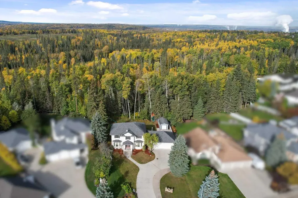 101 Park Drive Whitecourt AB T7S 1S6