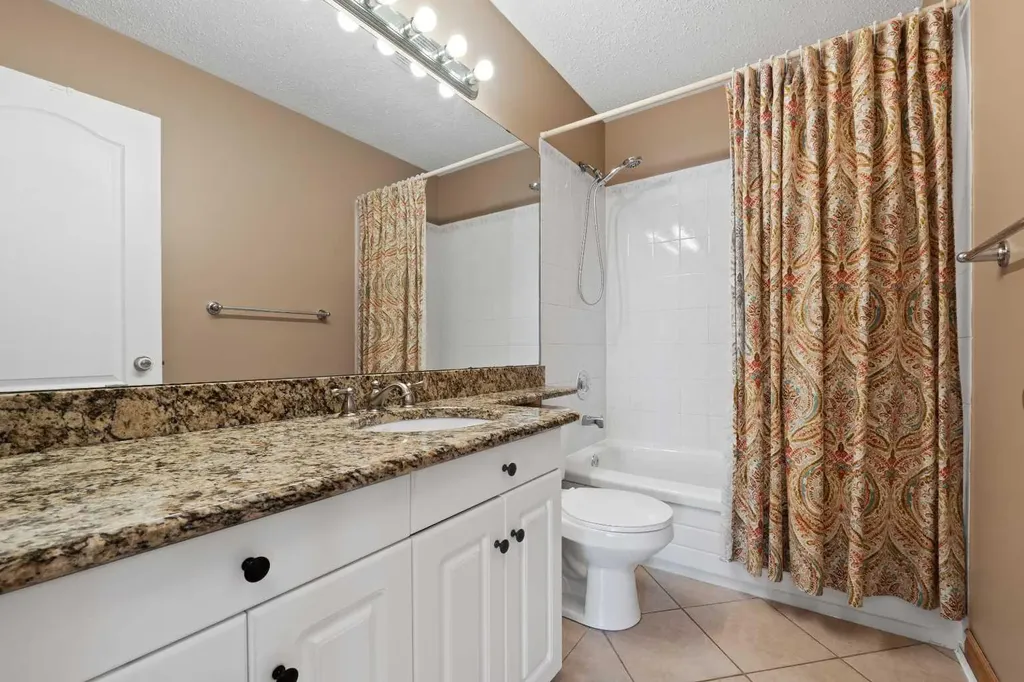 101 Park Drive Whitecourt AB T7S 1S6