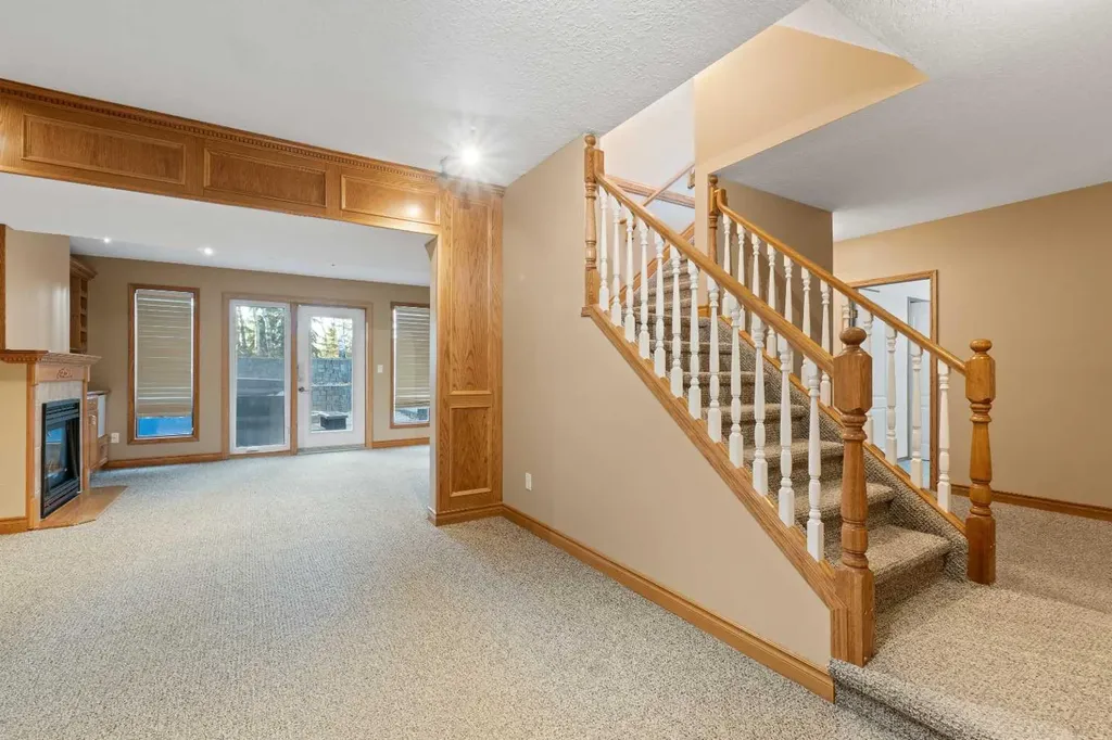 101 Park Drive Whitecourt AB T7S 1S6