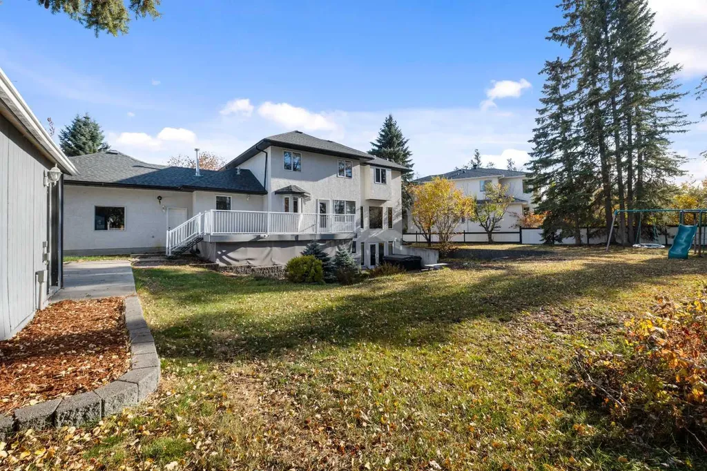 101 Park Drive Whitecourt AB T7S 1S6