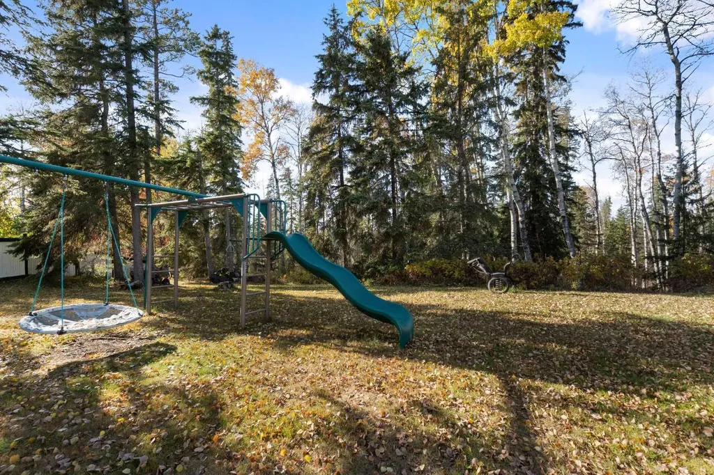 101 Park Drive Whitecourt AB T7S 1S6